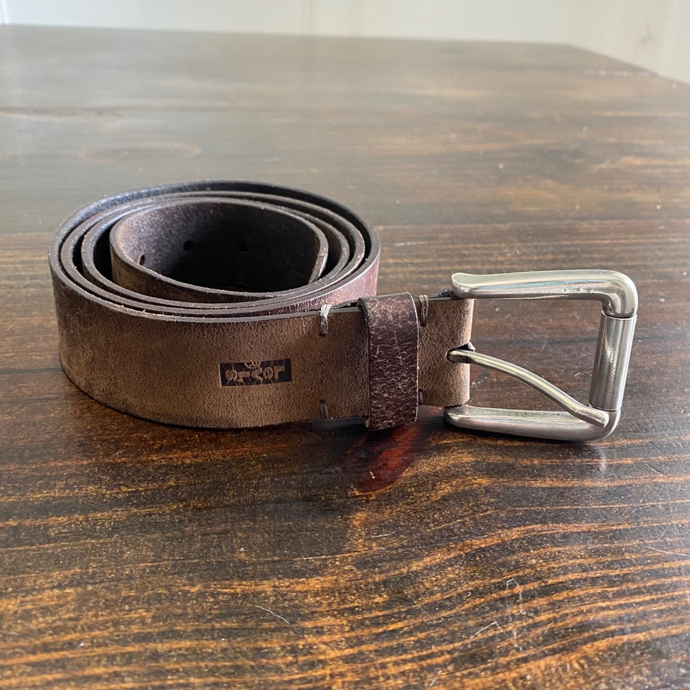 Levis‎ Mens Brown Genuine Leather Distressed Casual Belt Silver Buckle 46